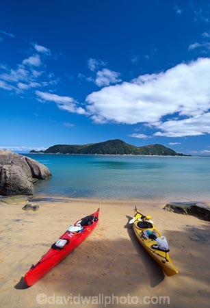 aqua;beach;beaches;blue;bush;coast;coast-line;coastal;coastline;color;colors;colour;colours;green;island;islands;kayak;kayaking;kayaks;paddle;paddles;paddling;peace;peaceful;peacefulness;sand;sea;shore;shore-line;shoreline;track;tranquil;tranquility;water;yellow