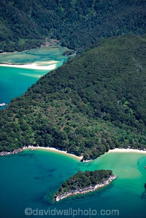 abel-tasman;abel-tasman-track;aerial;aerials;aqua;bark-bay;bays;beach;beaches;coast;coast-line;coast_line;coastal;coastline;color;colors;colour;colours;estuaries;estuary;green;inlet;inlets;island;islands;kayaking;lagoon;lagoons;mosquito-bay;national-park;national-parks;new-zealand;ocean;sand;sea;shore;shore-line;shore_line;shoreline;south-island;tidal;tide;tides;track;tracks;water