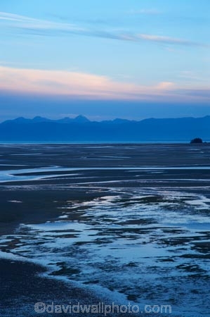 dusk;estuaries;estuary;evening;inlet;inlets;Kaiteriteri;lagoon;lagoons;mud-flat;mud-flats;N.Z.;Nelson-Region;New-Zealand;night;night-time;NZ;S.I.;SI;South-Is.;South-Island;Tapu-Bay;Tasman-Bay;tidal;Tidal-Mud-Flats;tide;twilight;water