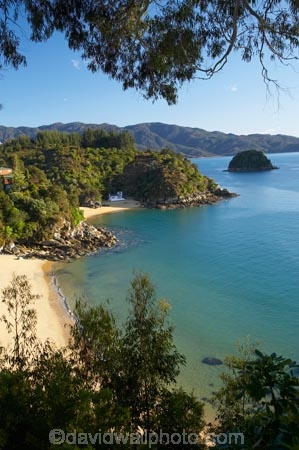 beach;beaches;Breaker-Bay;calm;coast;coastal;coastline;Honeymoon-Bay;idyllic;Kaiteriteri;N.Z.;Nelson-Region;New-Zealand;Ngaio-Is;Ngaio-Is.;Ngaio-Island;NZ;ocean;oceans;S.I.;sand;sandy;sea;seas;serene;shore;shoreline;SI;South-Is.;South-Island;Tasman-Bay