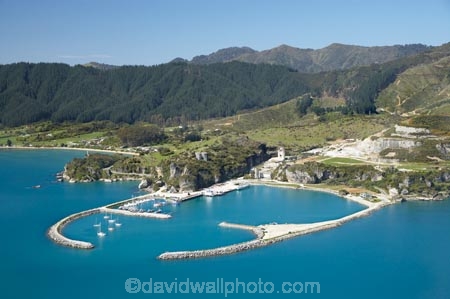 aerial;aerial-photo;aerial-photograph;aerial-photographs;aerial-photography;aerial-photos;aerial-view;aerial-views;aerials;boat-harbor;boat-harbors;boat-harbour;boat-harbours;breakwater;breakwaters;coast;coastal;coastline;coastlines;coasts;Golden-Bay;Limestone-Bay;marina;marinas;N.Z.;Nelson-Region;New-Zealand;NZ;ocean;Old-Cement-Works;S.I.;sea;shore;shoreline;shorelines;shores;SI;South-Is.;South-Island;Tarakohe;water