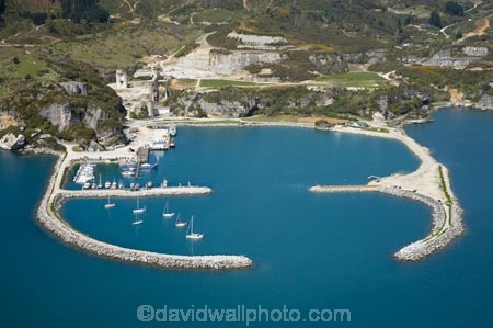 aerial;aerial-photo;aerial-photograph;aerial-photographs;aerial-photography;aerial-photos;aerial-view;aerial-views;aerials;boat-harbor;boat-harbors;boat-harbour;boat-harbours;breakwater;breakwaters;coast;coastal;coastline;coastlines;coasts;Golden-Bay;Limestone-Bay;marina;marinas;N.Z.;Nelson-Region;New-Zealand;NZ;ocean;Old-Cement-Works;S.I.;sea;shore;shoreline;shorelines;shores;SI;South-Is.;South-Island;Tarakohe;water