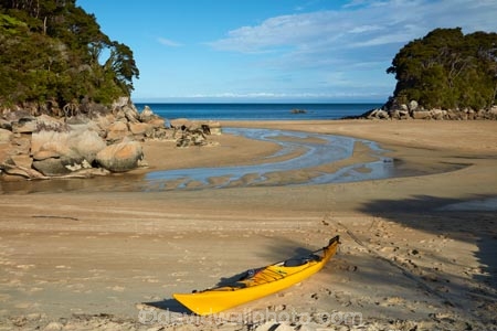 Abel-Tasman;Abel-Tasman-N.P.;Abel-Tasman-National-Park;Abel-Tasman-NP;adventure;adventure-tourism;beach;beaches;boat;boats;canoe;canoeing;canoes;coast;coastal;coastline;coastlines;coasts;estuaries;estuary;hot;inlet;inlets;kayak;kayaking;kayaks;lagoon;lagoons;Mosquito-Bay;N.Z.;national-park;national-parks;Nelson-Region;New-Zealand;NZ;ocean;oceans;S.I.;sea;sea-kayak;sea-kayaking;sea-kayaks;seas;shore;shoreline;shorelines;shores;South-Is;South-Island;Sth-Is;summer;Tasman-Bay;Tasman-District;tidal;tide;tourism;vacation;vacations;water;yellow-kayak;yellow-kayaks