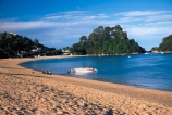 beach;beaches;boat;boats;calm;coast;coast-line;coastal;coastline;color;colors;colour;colours;holiday;Kaiteriteri;peace;peaceful;peacefulness;sand;sea;shore;shore-line;shoreline;summer;Tasman-Bay;tranquility;water;yellow