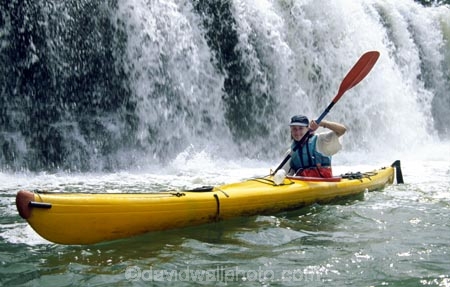 cascade;cascades;color;colors;colour;colours;green;kayak;kayaker;natural;nature;rivers;scene;scenic;sea-kayak;water;water-fall;water-falls;waterfall;waterfalls;wet