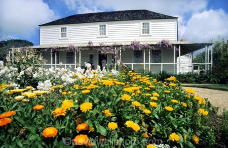 garden;gardens;historical;houses;old;place;places;wooden