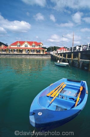 blue;boat;color;colour;dingy,rowboat;docked;harbor;harbors;harbour;harbours;marina;moored;oars;water;wharf;wharves