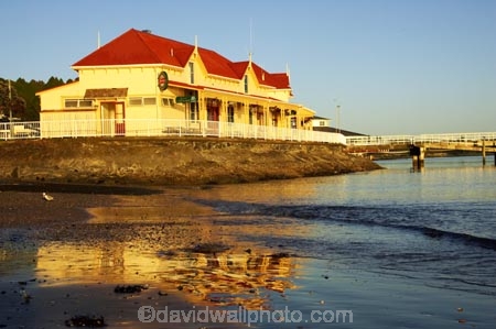architecture;Bay-of-Islands;dawn;Early-light;Fullers;Fullers-Building;holiday;holidaying;holidays;new-zealand;north-is.;north-island;Northland;ocean;Paihia;reflection;reflections;sea;seaside;settlement;sunrise;tourism;tourist;township;travel;traveling;travelling;vacation;vacationing;vacations