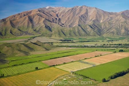 aerial;aerial-image;aerial-images;aerial-photo;aerial-photography;aerial-photos;aerials;agricultural;agriculture;Benmore-Range;country;countryside;crop;crops;farm;farming;farmland;farms;field;fields;horticulture;irrigate;irrigation;meadow;meadows;New-Zealand;North-Otago;Omarama;Otago;paddock;paddocks;pasture;pastures;rural;South-Island;Waitaki;Waitaki-District;Waitaki-Valley