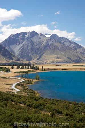 aqua;blue;Canterbury;lake;Lake-Ohau;lakes;Mackenzie-Country;N.Z.;Neumann-Range;New-Zealand;North-Otago;NZ;S.I.;shore;shoreline;SI;South-Canterbury;South-Island;Waitaki-District;water