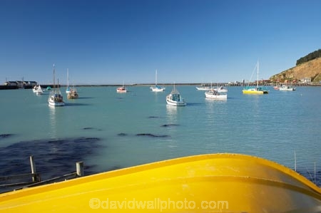 boat;boats;coast;coastal;coastline;coastlines;coasts;cruise;cruises;dinghies;dinghy;dories;dory;fishing-boat;fishing-boats;foreshore;harbor;harbors;harbour;harbours;launch;launches;moored;mooring;N.Z.;New-Zealand;North-Otago;NZ;Oamaru;Oamaru-Harbor;Oamaru-Harbour;ocean;rowboat;rowboats;S.I.;sea;shore;shoreline;shorelines;shores;SI;South-Is;South-Island;Waitaki-District;Waitaki-Region;water;yacht;yachts;yellow