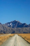 agriculture;Ahuriri-Valley;Birchwood-Road;country;countryside;drought;dry;dusty;farm;farming;farmland;farms;fence;fenceline;fencelines;fences;field;fields;gravel-road;gravel-roads;high-altitude;meadow;meadows;metal-road;metal-roads;metalled-road;metalled-roads;mount;mountain;mountain-peak;mountainous;mountains;mountainside;mt;mt.;New-Zealand;North-Otago;Otago;paddock;paddocks;pasture;pastures;peak;peaks;range;ranges;road;roads;rural;South-Island;straight;straights;summer;Waitaki-District