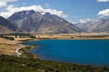 aqua;Ben-Ohau-Range;blue;Canterbury;Dobson-Valley;lake;Lake-Ohau;lakes;Mackenzie-Country;N.Z.;New-Zealand;North-Otago;NZ;S.I.;shore;shoreline;SI;South-Canterbury;South-Island;Waitaki-District;water