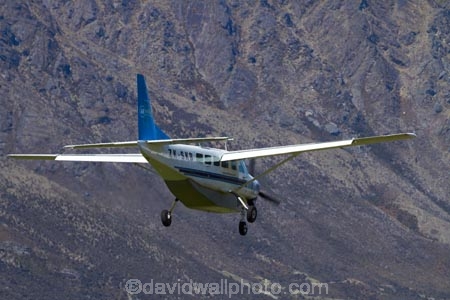 Aeroplane;Aeroplanes;Air-Milford;Aircraft;Aircrafts;Airplane;Airplanes;altitude;aviation;Cessna-208;Flight;Flights;Fly;Flying;holidays;landing;light-plane;mountain;mountains;N.Z.;New-Zealand;NZ;Otago;passenger-plane;passenger-planes;Plane;Planes;Queenstown;Queenstown-Airport;Remarkables-Mountains;S.I.;SI;single-engine-plane;single-engined-plane;skies;Sky;South-Is;South-Island;Southern-Lakes;Southern-Lakes-District;Sth-Is;The-Remarkables;Tourism;tourist-plane;Transport;Transportation;Transports;Travel;Traveling;Travelling;Trip;Trips;Vacation;Vacations