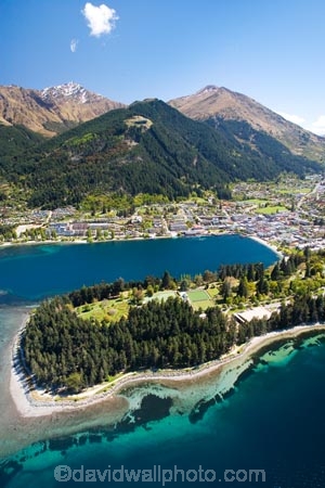 aerial;aerial-photo;aerial-photography;aerial-photos;aerial-view;aerial-views;aerials;alpine;altitude;bush-line;bush-lines;bush_line;bush_lines;bushline;bushlines;high-altitude;holiday;holidaying;holidays;lake;Lake-Wakatipu;lakes;mount;mountain;mountain-peak;mountainous;mountains;mountainside;mt;mt.;N.Z.;New-Zealand;NZ;Otago;peak;peaks;Queenstown;Queenstown-Bay;Queenstown-Gardens;Queenstown-Peninsula;range;ranges;S.I.;SI;snow-line;snow-lines;snow_line;snow_lines;snowline;snowlines;South-Is.;South-Island;Southern-Lakes;Southern-Lakes-District;Southern-Lakes-Region;summit;summits;tourism;tourist;travel;traveling;travelling;tree-line;tree-lines;tree_line;tree_lines;treeline;treelines;vacation;vacationing;vacations;water