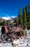 abandon;abandoned;alluvial;discarded;discovered;engine;forgotten;gold;gold-mining;goldminers;goldmining;goldrush;machine;machinery;miners;rivers;rust;rusted;rusty;steam-engine;wheel;wheels