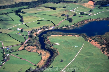 lakes;paddock;field;meadow;farm;farms;pasture;pastures;paddocks;fields;meadows;farmland;agricultural;rural;cultivated;aerials;horticulture;cultivation