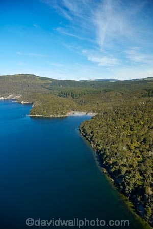 aerial;aerial-image;aerial-images;aerial-photo;aerial-photograph;aerial-photographs;aerial-photography;aerial-photos;aerial-view;aerial-views;aerials;Bay-of-Plenty-Region;lake;Lake-Rotomahana;lakes;N.I.;N.Z.;New-Zealand;NI;North-Is;North-Island;Nth-Is;NZ;Rotorua