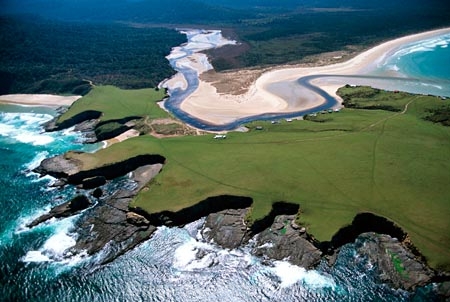 bay;beach;beaches;coast;coastal;coastline;color;colour;farmland;marine;New-Zealand;ocean;Pacific;rugged;rural;sand;sandy;sea;shore;shoreline;Southern-Scenic-Route;wave;waves