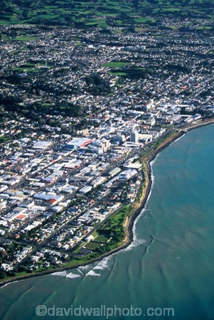 sea;ocean;tasman;coast;coastline;city;cities;shoreline