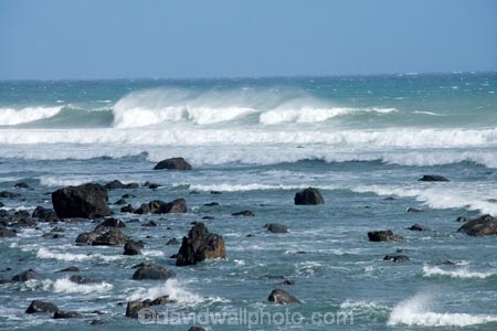 Cape-Egmont;coast;Coastline;N.I.;N.Z.;New-Zealand;NI;North-Island;NZ;Ocean;Oceans;Sea;Seas;Taranaki;Tasman-Sea;wave;waves