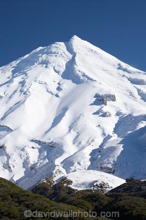 Egmont-N.P.;Egmont-National-Park;Egmont-NP;Manganui-Ski-Area;Manganui-Ski-Field;Mount-Egmont;Mount-Taranaki;Mount-Taranaki-Egmont;Mountain;mountainous;mountains;mt;Mt-Egmont;Mt-Taranaki;Mt-Taranaki-Egmont;mt.;Mt.-Egmont;Mt.-Taranaki;Mt.-Taranaki-Egmont;N.I.;N.Z.;New-Zealand;NI;North-Is;North-Is.;North-Island;NZ;season;seasonal;seasons;snow;snowy;Taranaki;volcanic;volcano;volcanoes;winter;wintery