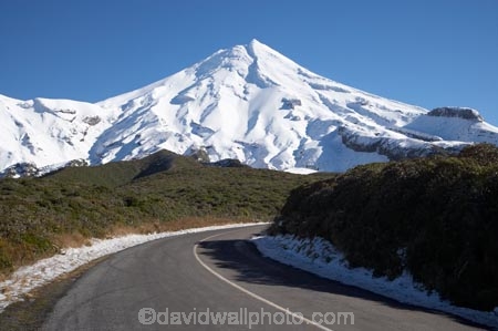 bend;bends;centre-line;centre-lines;centre_line;centre_lines;centreline;centrelines;corner;corners;curve;curves;driving;Egmont-N.P.;Egmont-National-Park;Egmont-NP;Manganui-Ski-Area;Manganui-Ski-Field;Mount-Egmont;Mount-Taranaki;Mount-Taranaki-Egmont;Mountain;mountainous;mountains;mt;Mt-Egmont;Mt-Taranaki;Mt-Taranaki-Egmont;mt.;Mt.-Egmont;Mt.-Taranaki;Mt.-Taranaki-Egmont;N.I.;N.Z.;New-Zealand;NI;North-Is;North-Is.;North-Island;NZ;road;road-trip;roads;season;seasonal;seasons;snow;snowy;Taranaki;transport;transportation;travel;traveling;travelling;trip;volcanic;volcano;volcanoes;winter;wintery