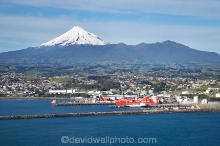 aerial;aerial-photo;aerial-photograph;aerial-photographs;aerial-photography;aerial-photos;aerial-view;aerial-views;aerials;cities;city;coast;coastal;coastline;coastlines;coasts;Egmont-N.P.;Egmont-National-Park;Egmont-NP;Lee-Breakwater;mount;Mount-Egmont;Mount-Taranaki;Mount-Taranaki-Egmont;Mountain;mountainous;mountains;mt;Mt-Egmont;Mt-Taranaki;Mt-Taranaki-Egmont;mt.;Mt.-Egmont;Mt.-Taranaki;Mt.-Taranaki-Egmont;N.I.;N.Z.;New-Plymouth;New-Zealand;NI;North-Is;North-Is.;North-Island;NZ;ocean;peak;peaks;Port-Taranaki;sea;season;seasonal;seasons;shore;shoreline;shorelines;shores;snow-capped;snow_capped;snowcapped;summit;summits;Taranaki;Tasman-Sea;volcanic;volcano;volcanoes;water;waterfront;winter