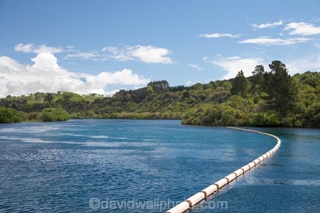 Aratiatia-Dam;Lake-Aratiatia;N.I.;N.Z.;New-Zealand;NI;North-Is.;North-Island;NZ;river;rivers;Taupo;Waikato-River