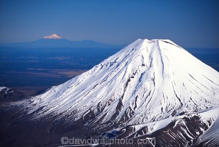 cone;mountain;peak;peaks;snow;volcanic;volcano;volcanoes