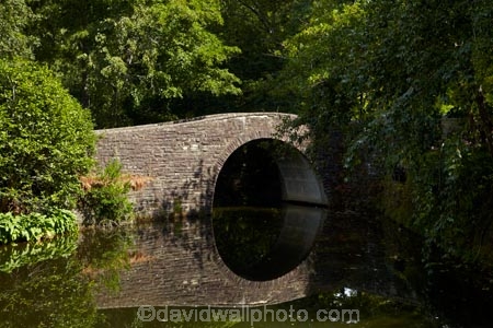 botanic-garden;botanic-gardens;botanical-garden;botanical-gardens;bridge;bridges;calm;foot-bridge;foot-bridges;footbridge;footbridges;garden;gardens;Hamilton-Garden;Hamilton-Gardens;masonry;N.Z.;New-Zealand;North-Is;North-Island;Nth-Is;NZ;pedestrian-bridge;pedestrian-bridges;placid;public-garden;public-gardens;quiet;reflected;reflection;reflections;serene;smooth;still;stone-bridge;stone-bridges;tranquil;Waikato;water