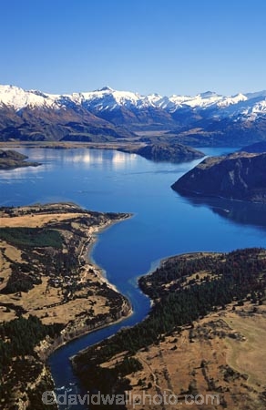 landscape;hill;range;mountain;mountains;mountainous;snow;snowline;island;islands;arid;hills;hilly;foothills;pristine;pure;natural;nature;untouched;clean;colour;color;blue;spectacular;mountain-range;central-otago;rivers;mouth;beginning;riverhead