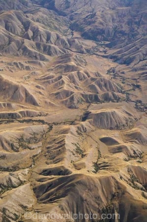 aerial;aerial-photo;aerial-photography;aerial-photos;aerials;agricultural;agriculture;barren;contours;country;countryside;dry;erroded;farm;farming;farmland;farms;High-Country;highland;highlands;hills;hilly;Lindis-Pass;N.Z.;New-Zealand;NZ;Otago;rough;rugged;rural;South-Island;topography;wild;wilderness