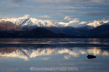 alp;alpine;alps;altitude;Black-Peak;calm;cold;Fog-Peak;freeze;freezing;Harris-Mountains;high-altitude;lake;Lake-Wanaka;lakes;main-divide;mount;mountain;mountain-peak;mountainous;mountains;mountainside;mt;mt.;N.Z.;New-Zealand;NZ;Otago;peak;peaks;placid;quiet;range;ranges;reflection;reflections;S.I.;season;seasonal;seasons;serene;SI;smooth;snow;snow-capped;snow_capped;snowcapped;snowy;South-Is.;South-Island;southern-alps;Southern-Lakes-District;Southern-Lakes-Region;still;summit;summits;tranquil;Wanaka;water;white;winter;wintery