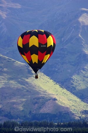 adventure;air;Air-Games;aviation;balloon;ballooning;balloons;color;colorful;colour;colourful;flight;float;floating;fly;flying;horticulture;hot-air-balloon;hot-air-ballooning;hot-air-balloons;Hot_air-Balloon;hot_air-ballooning;hot_air-balloons;hotair-balloon;hotair-balloons;mid-air;mid_air;N.Z.;New-Zealand;New-Zealand-Air-Games;NZ;NZ-Air-Games;Otago;S.I.;SI;South-Island;sport;sports;transport;transportation;Wanaka