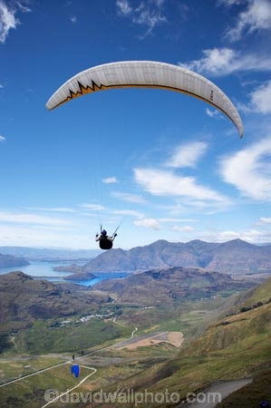 adrenaline;adventure;adventure-tourism;altitude;excite;excitement;extreme;extreme-sport;fly;flyer;flying;free;freedom;Lake-Wanaka;N.Z.;New-Zealand;NZ;Otago;paraglide;paraglider;paragliders;paragliding;parapont;paraponter;paraponters;paraponting;paraponts;parasail;parasailer;parasailers;parasailing;parasails;recreation;S.I.;SI;skies;sky;soar;soaring;South-Island;sport;sports;view;Wanaka