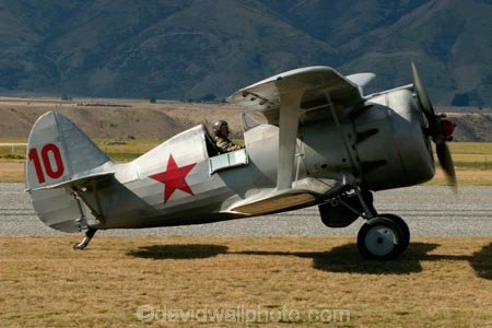 1939;1940;1941;1942;1943;aeroplane;aeroplanes;air-craft;air-display;air-displays;air-force;air-show;air-shows;aircraft;airforce;airplane;airplanes;airshow;airshows;aviating;aviation;aviator;aviators;biplane;biplanes;combat;demonstration;display;displays;fighter;fighter-plane;fighter-planes;fighters;finnish-war;flight;flights;fly;flyer;flyers;flying;military;new-zealand;nz;pilot;pilots;plane;planes;polikarpov;polikarpovs;russia;russian;russian-front;sky;south-island;soviet;squadron;wanaka;war;warbird;warbirds;warbirds-over-wanaka;wars;world-war-2;world-war-two;ww2;WWII