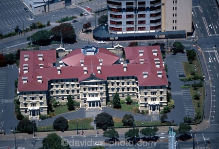 Architecture;Beehive;Building;Buildings;Daytime;Exterior;Government;Landmark;Landmarks;Oceania;Outdoor;Outdoors;Outside;Parliament;Politics;history;historical;governmental;politicians;seat-of-power;cabinet;member;members;mp;mps;prime-minister