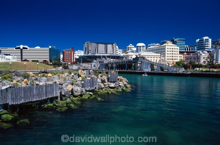 boatsheds;lagoons;boat;boats;boating;leisure;pleasure;relaxation;sun;summer;waterfront