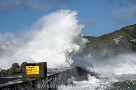 blow;breakwater;breakwaters;bulwark;bulwarks;capital;capitals;coast;coastal;coastline;coastlines;coasts;danger;dangerous;foreshore;gale;gale-force-wind;gale-force-winds;galeforce;galeforce-wind;galefore-winds;groyne;groynes;gust;gusty;mole;moles;N.I.;N.Z.;New-Zealand;NI;North-Is;North-Island;NZ;ocean;sea;seawall;seawalls;shore;shoreline;shorelines;shores;southerly;spray;squall;steep;storm;stormy;water;wave;waves;weather;Wellington;wind;windy