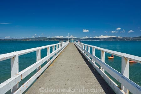 Days-Bay;Days-Bay-Beach;Days-Bay-Jetty;Days-Bay-Pier;Days-Bay-Wharf;dock;docks;Eastbourne;jetties;jetty;N.I.;N.Z.;New-Zealand;NI;North-Is;North-Island;NZ;pier;piers;quay;quays;waterside;Wellington;Wellington-Harbor;Wellington-Harbour;wharf;wharfes;wharves