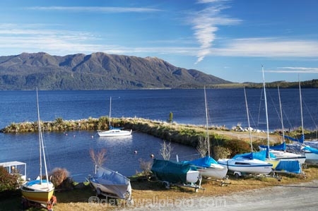 boat;boats;lake;Lake-Brunner;lakes;marina;marinas;Moana;N.Z.;New-Zealand;NZ;pleasure-boat;pleasure-boats;S.I.;SI;South-Is.;South-Island;Wesl-Coast;Westland;yacht;yachts