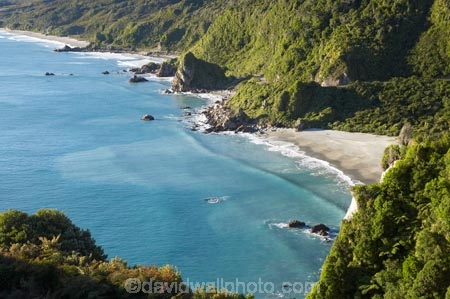 meybille-bay-north-of-irimahuwhero-viewpoint-paparoa-national-park