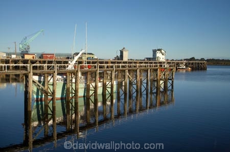 Buller-District;Buller-Region;fishing-boat;fishing-boats;jetties;jetty;N.Z.;New-Zealand;NZ;pier;piers;S.I.;SI;South-Is;South-Island;waterside;West-Coast;Westland;Westport;wharf;wharfes;wharves