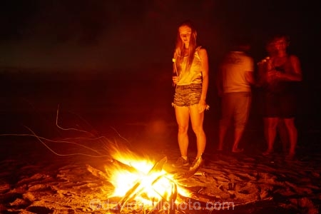 Beach;beaches;boy;boys;burn;burning;burns;camp;camp-fire;camp-fires;camp_fire;camp_fires;campfire;campfires;camping;children;drift-wood;drift_wood;driftwood;dusk;families;family;female;fire;fires;flame;flames;girl;girls;heat;holiday;hot;model-release;model-released;mother;mothers;MR;N.Z.;New-Zealand;night;night-time;night_time;NZ;people;person;Punakaiki;S.I.;SI;South-Is;South-Is.;South-Island;Sth-Is;tourism;tourist;tourists;travel;travellers;travelling;twilight;vacation;warmth;West-Coast;Westland