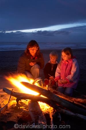 Beach;beaches;burn;burning;burns;camp;camp-fire;camp-fires;camp_fire;camp_fires;campfire;campfires;camping;child-children;cook;cooking;daughter;daughters;drift-wood;drift_wood;driftwood;dusk;families;family;female;fire;fires;flame;flames;heat;Hokitika;holiday;hot;little-boy;little-boys;little-girl;little-girls;marshmellow;marshmellows;mother;mothers;N.Z.;New-Zealand;night;night-time;night_time;NZ;on-fire;people;person;S.I.;SI;small-boy;small-girl;son-sons;South-Is.;South-Island;Toasting-Marshmellows;tourism;tourist;tourists;travel;travellers;travelling;twilight;vacation;warmth;Wesl-Coast;Westland