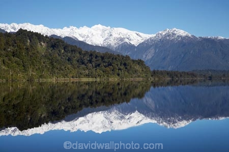 alp;alpine;alps;altitude;calm;high-altitude;lake;Lake-Mapourika;lakes;main-divide;mount;mountain;mountain-peak;mountainous;mountains;mountainside;mt;mt.;N.Z.;New-Zealand;NZ;peak;peaks;placid;quiet;range;ranges;reflection;reflections;S.I.;serene;SI;smooth;snow;snow-capped;snow_capped;snowcapped;snowy;South-Is.;South-Island;South-West-New-Zealand-World-Heritage-Area;southern-alps;still;summit;summits;Te-Poutini-National-Park;Te-Wahipounamu;tranquil;water;West-Coast;Westland;Westland-National-Park;World-Heritage-Area