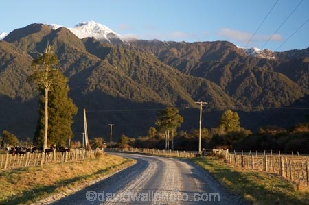 alp;alpine;alps;altitude;countryside;dusty;fence;fence-line;fence-lines;fence_line;fence_lines;fenceline;fencelines;fences;gravel-road;gravel-roads;high-altitude;main-divide;metal-road;metal-roads;metalled-road;metalled-roads;mount;mountain;mountain-peak;mountainous;mountains;mountainside;mt;mt.;N.Z.;New-Zealand;NZ;peak;peaks;range;ranges;road;roads;rural;S.I.;SI;snow;snow-capped;snow_capped;snowcapped;snowy;South-Is.;South-Island;southern-alps;summit;summits;West-Coast;Westland