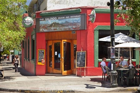 alfresco;bar;Barrio-Bellavista;bars;Bellavista;boliche;cafe;cafes;Calle-Constitucion;calle-Dardignac;capital-cities;capital-city;Capital-of-Chile;Chile;coffee-shop;coffee-shops;coffeeshop;coffeeshops;colorful;colourful;Constitucion-St;cuisine;Dardignac-St;dine;diner;diners;dining;eat;eating;food;footpath;footpaths;Galindo;people;person;pub;pubs;restaurant;restaurante;restaurants;saloon;saloons;Santiago;sidewalk;sidewalks;South-America;Sth-America;street;street-scene;street-scenes;streets;tavern;taverns