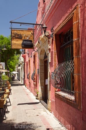 architectural;architecture;bar;Barrio-Bellavista;bars;Bellavista;building;buildings;cafe;cafes;Calle-Constitucion;capital-cities;capital-city;Capital-of-Chile;Chile;colorful;colourful;Como-Aqua-Para-Chocolate-Restaurant;Como-Aqua-Para-Chocolate-Restaurante;Constitucion-St;footpath;footpaths;heritage;historic;historic-building;historic-buildings;historical;historical-building;historical-buildings;history;old;restaurant;restaurante;restaurants;Santiago;sidewalk;sidewalks;South-America;Sth-America;street;street-scene;street-scenes;streets;tavern;taverns;tradition;traditional